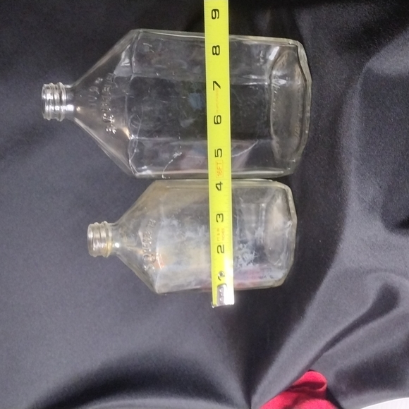 Set of 2 Antique Squibb Mineral Oil bottles - Picture 8 of 8